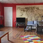 Cool Central Apartment
