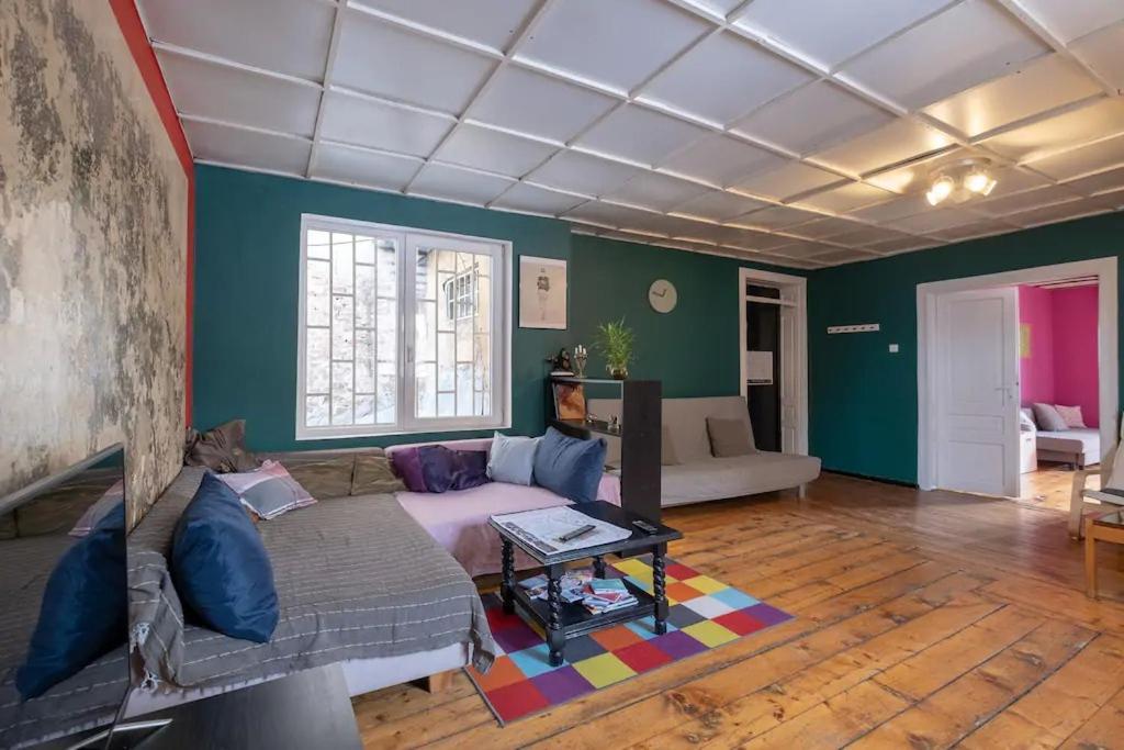 Apartment Cool